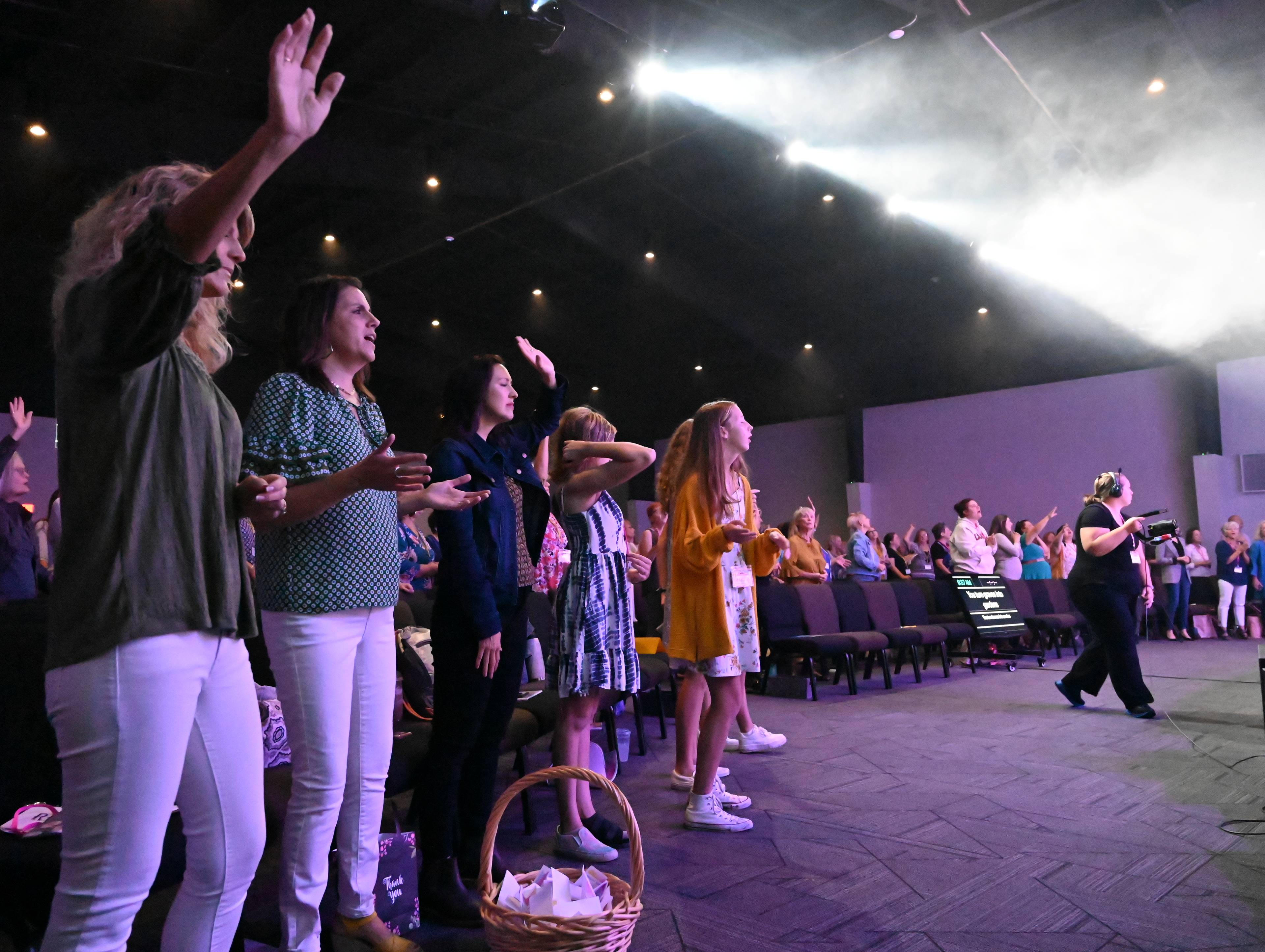 Carol Mcleod Ministries